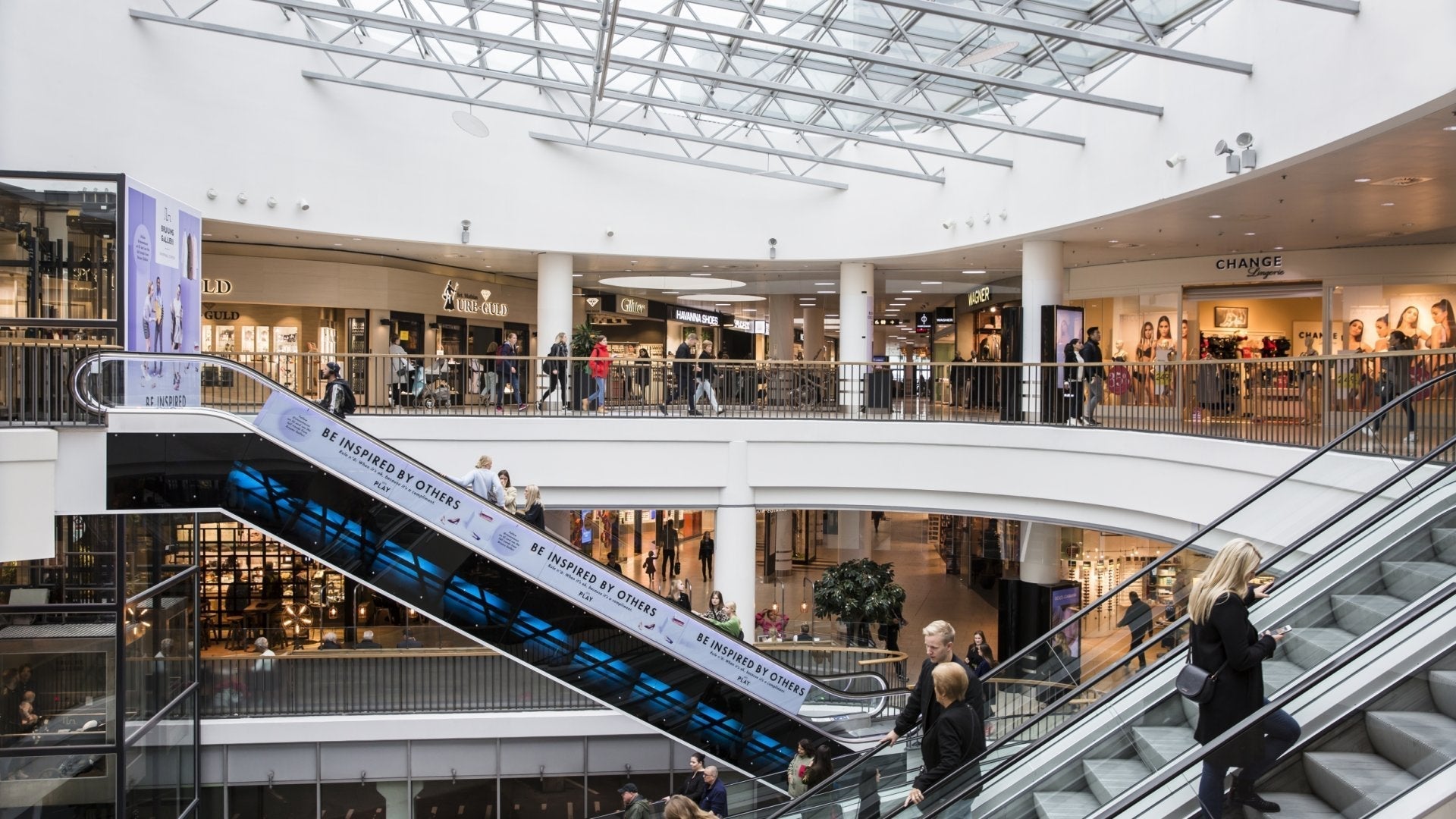 The Shopping Center GOAT Who Bought 10M Sq Feet Of Commercial Retail Real Estate | Andy Weiner